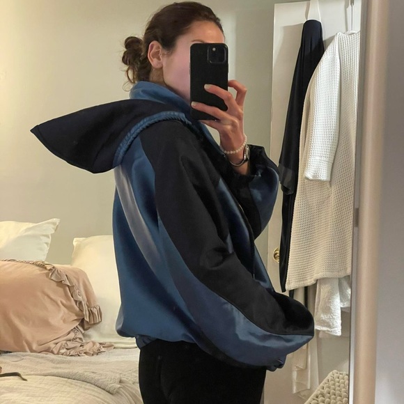 PUMA X FENTY BY RIHANNA WOMEN'S SATIN HOODED TRACK JACKET - Picture 3 of 8